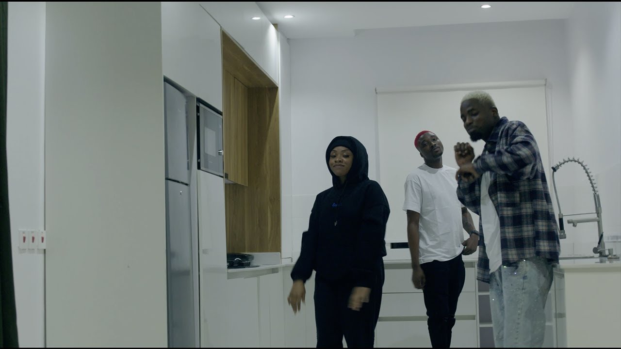 Elestee-Space-Ft-Ajebo-Hustlers-1.jpg